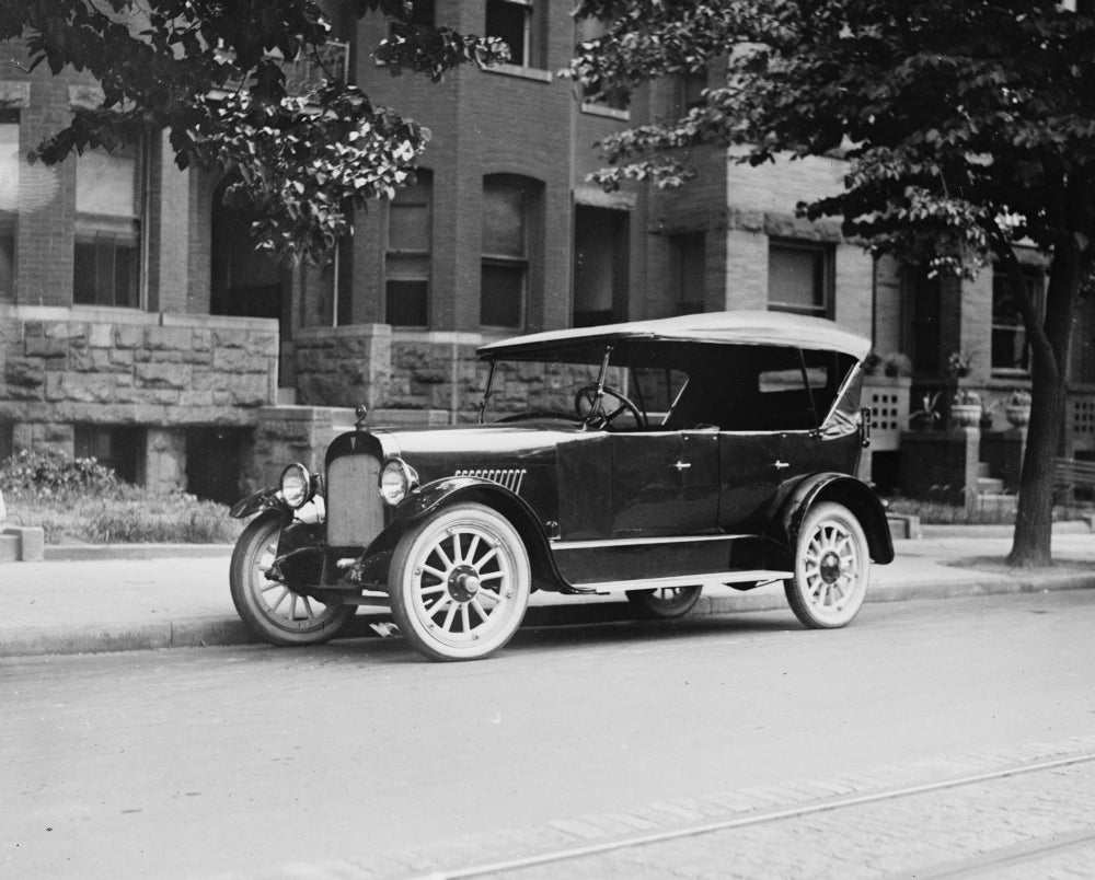 Vogue Car 1921 Poster Print showcasing vintage automotive design.