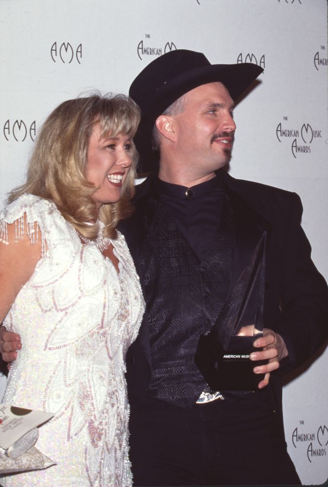 Garth Brooks and Cindy at the 24th American Music Awards Photo Print