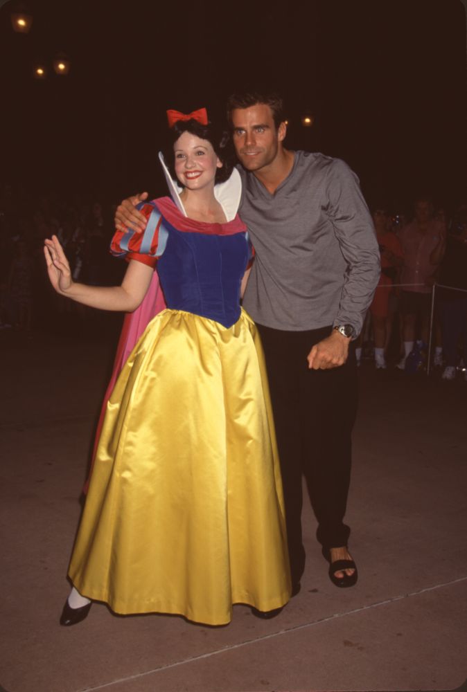 Cameron Mathison with Snow White photo print from ABC Super Soap Weekend.