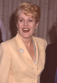 Lynn Redgrave close-up photo print in cream suit at '6 Days, 7 Nights' premiere