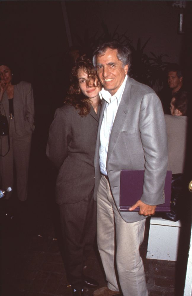 Julia Roberts wearing a gray suit photo print