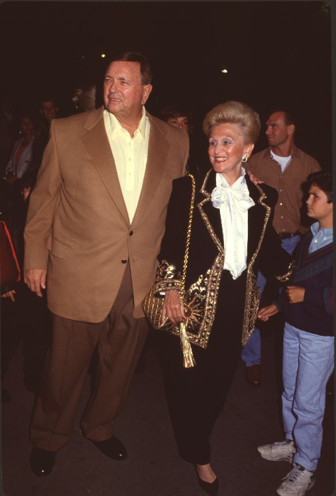 Marvin Davis in Brown Suit with Barbara Davis in Black Suit at Elizabeth Taylor Aids Foundation Photo Print