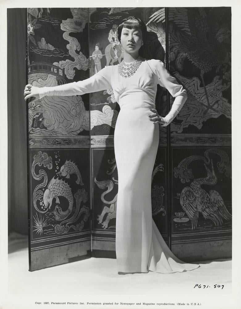 Anna May Wong Folding Divider Photo Print showcasing vintage Hollywood glamour.