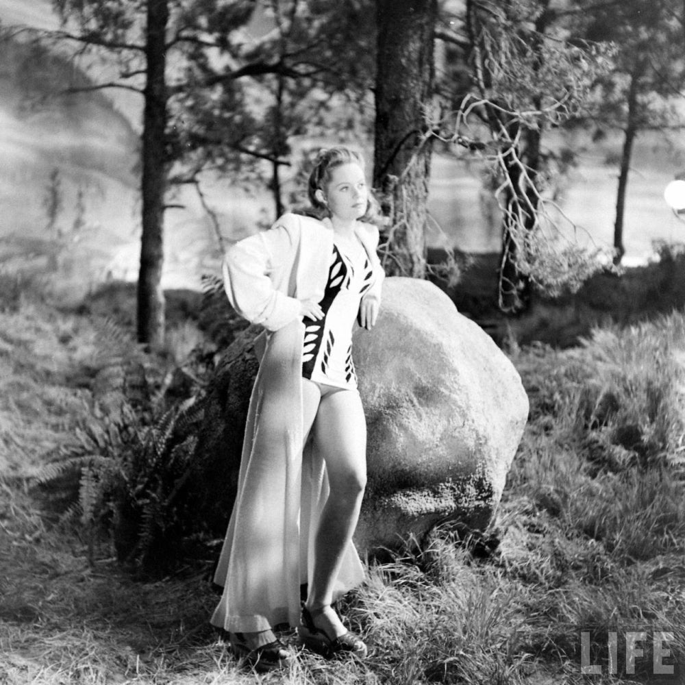 Alexis Smith Life Magazine Pose 1 Photo Print