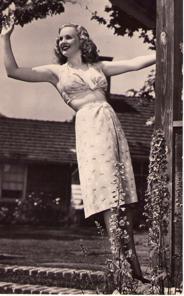Deanna Durbin waving photo print showcasing classic Hollywood charm.