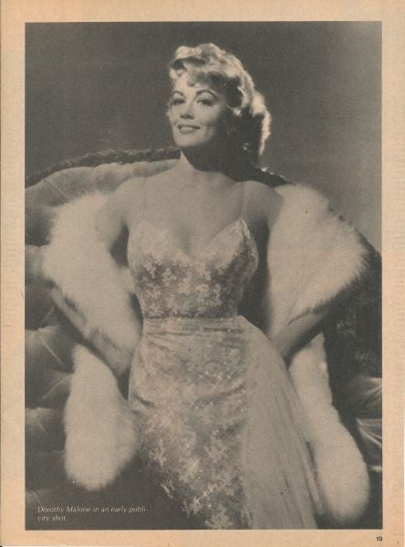 Dorothy Malone Fur Schal Full Photo Print showcasing classic Hollywood elegance.
