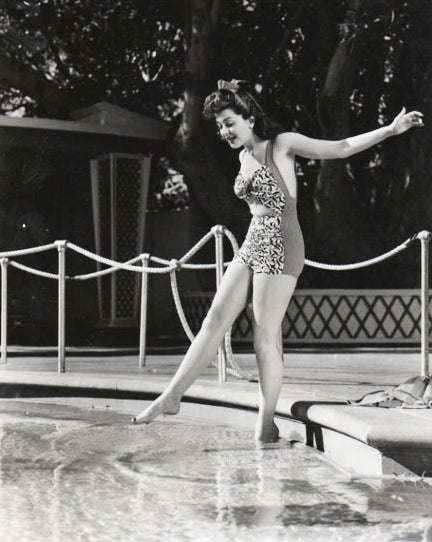 Dip in the Pool Photo Print by Ann Rutherford