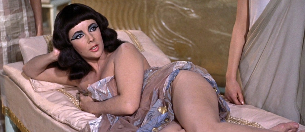 Elizabeth Taylor Cleopatra Scene Photo Print