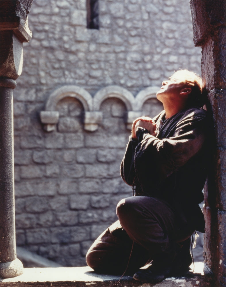 Mandy Patinkin Praying Portrait Photo Print showcasing the actor in a reflective pose.