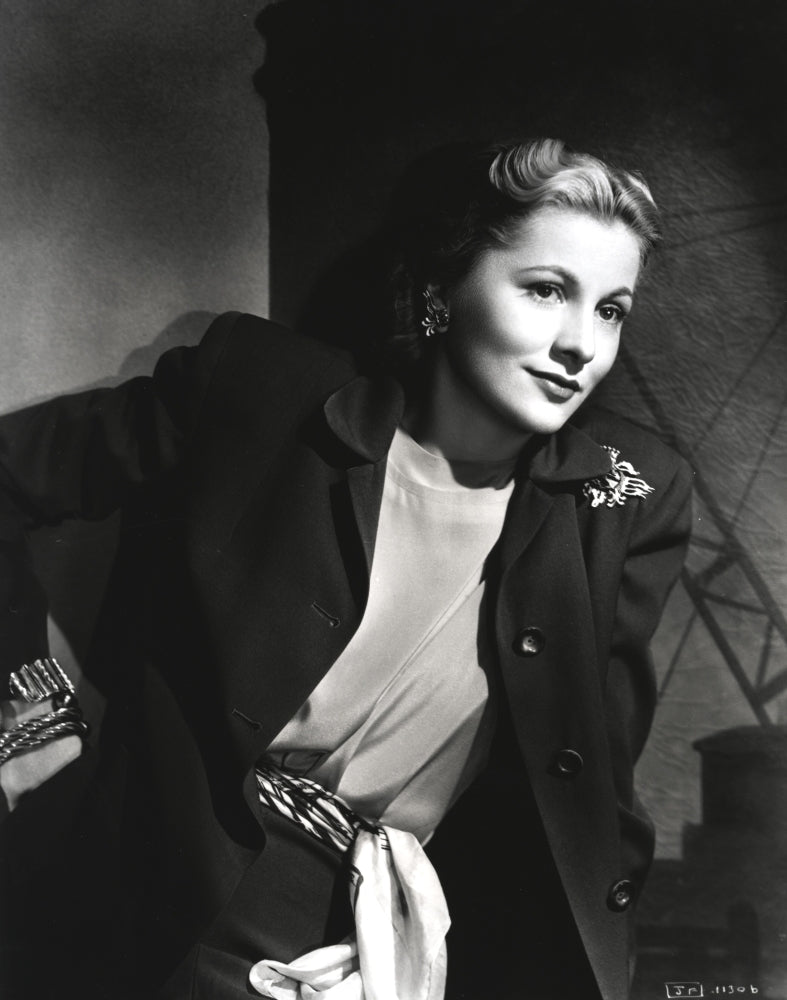 Joan Fontaine Looking Sideways Pose Photo Print