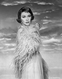 Vivien Leigh iconic photo print showcasing her timeless beauty.