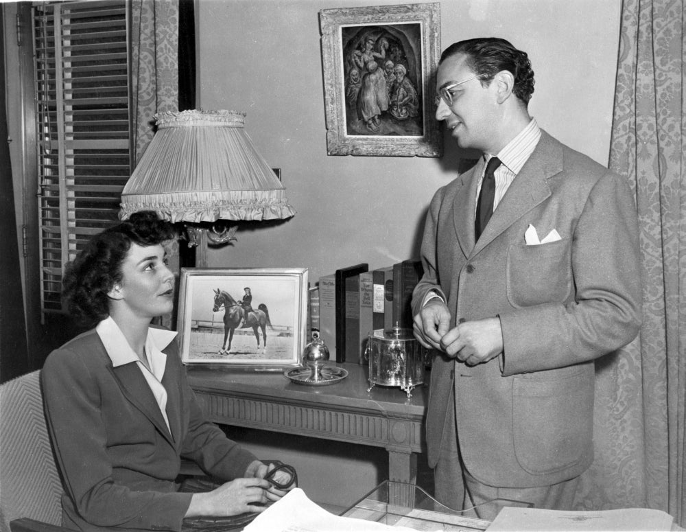 Jennifer Jones Talking to a Man Photo Print