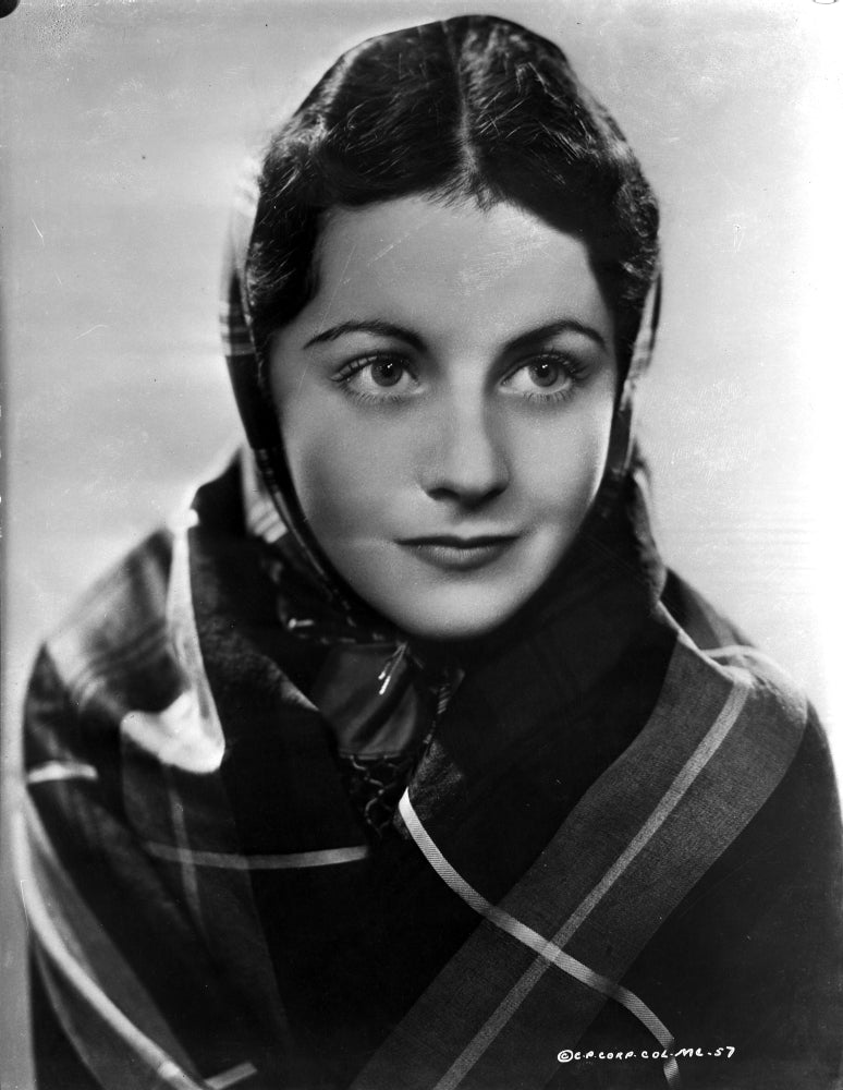Margaret Lockwood posed in checkered veil photo print