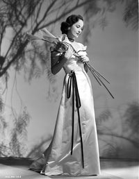 Merle Oberon photo print in a dress with twigs, vintage elegance