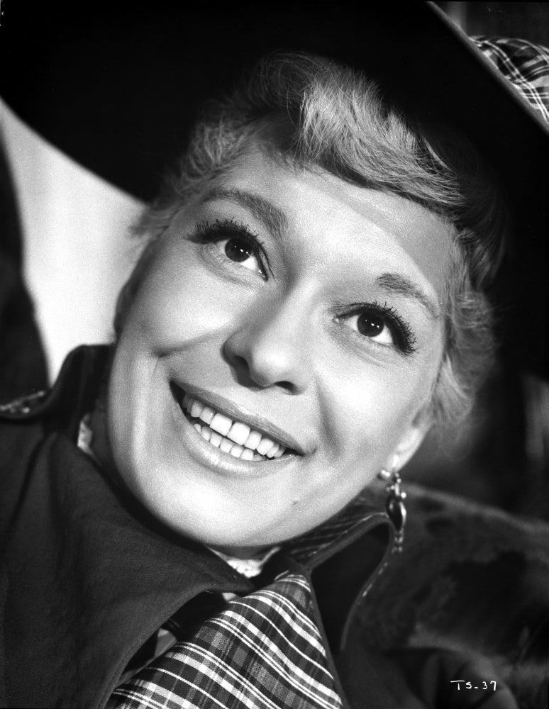 Carol Channing in a printed top and big hat photo print