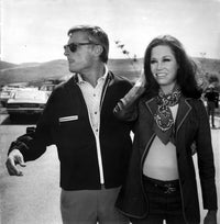 Candid photo print of Mary Tyler Moore in 8x10 size.