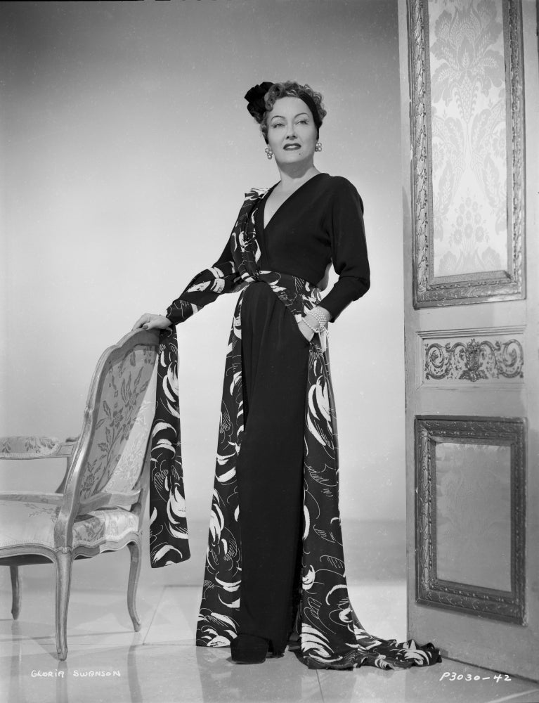 Gloria Swanson Classic Portrait Photo Print showcasing elegance and vintage charm.