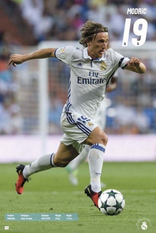 Real Madrid 2016-2017 Luka Modric Action Poster Print