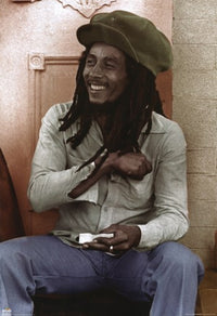 Bob Marley Spliff Roller Poster Print (24x36)