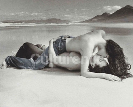 Passion on Beach Couple Rolled Poster Print - 20x16