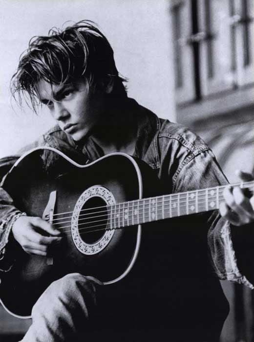 River Phoenix Movie Poster Print - 11x17 | Posterazzi