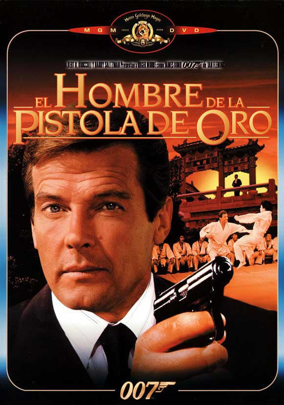 The Man with the Golden Gun Movie Poster Print (11x17)