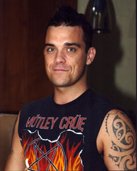 Robbie Williams in sleeveless Motley Crue shirt photo print