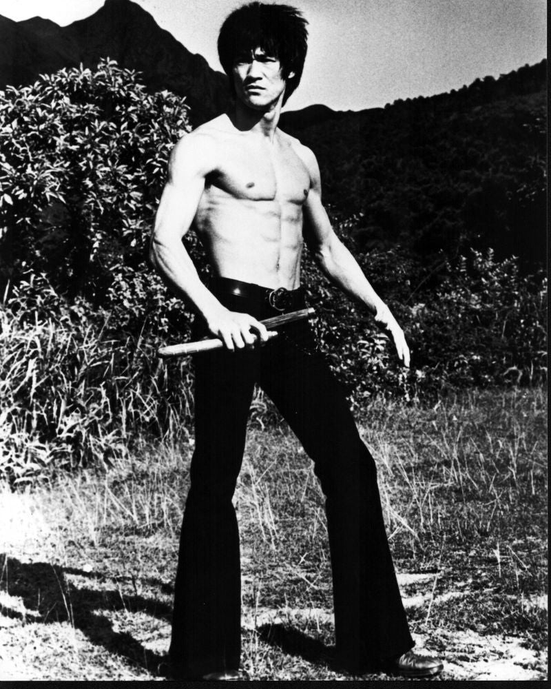 Bruce Lee Shirtless in Field Black and White Photo Print (8x10)