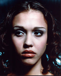 Close-up photo print of Jessica Alba looking to the side.