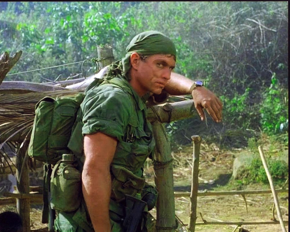 Tom Berenger in Platoon Photo Print - 8x10