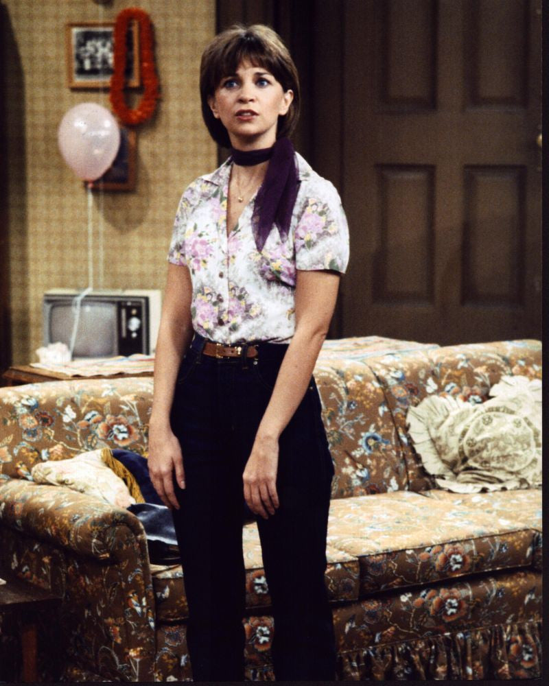 Cindy Williams Laverne & Shirley Photo Print with Purple Scarf - 8x10