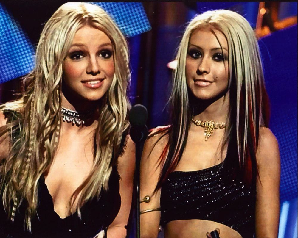 Britney Spears and Christina Aguilera Award Show Photo Print