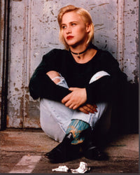 Patricia Arquette Sitting on Floor in Ripped Jeans Photo Print