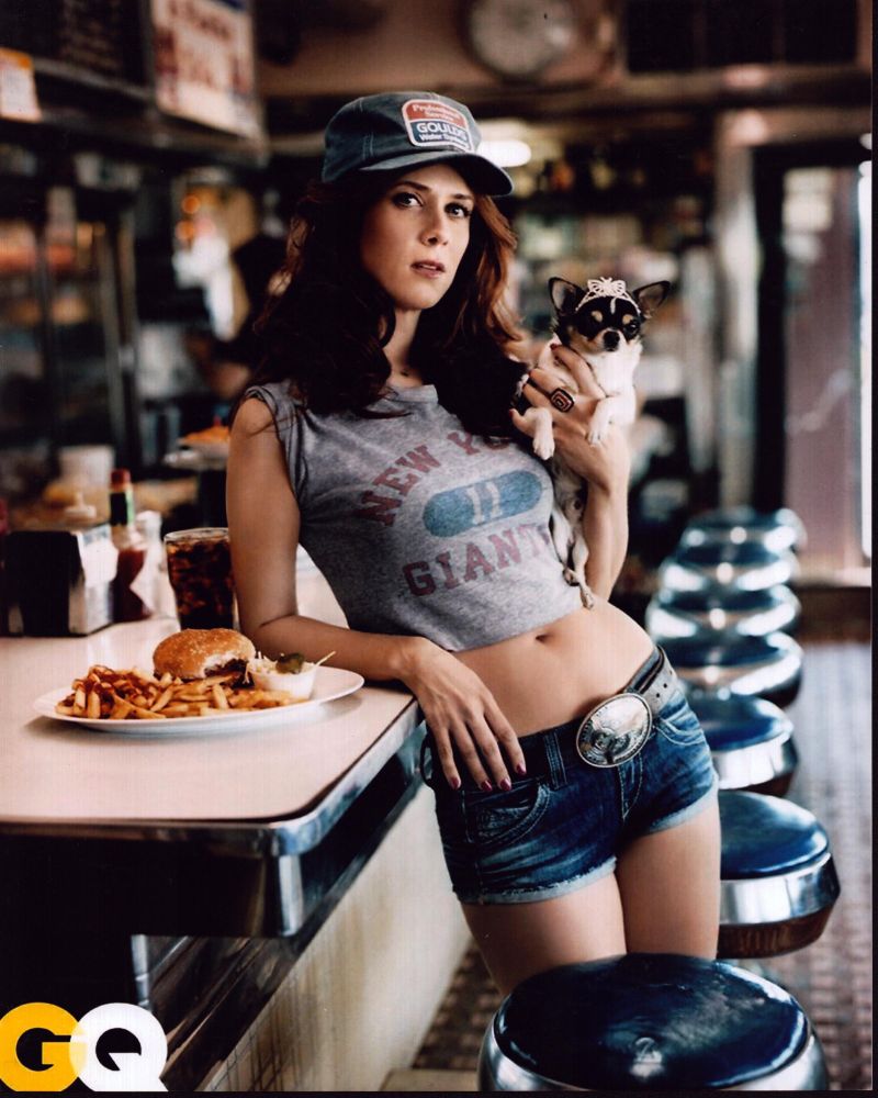 Kristen Wiig leaning on diner counter with dog - photo print