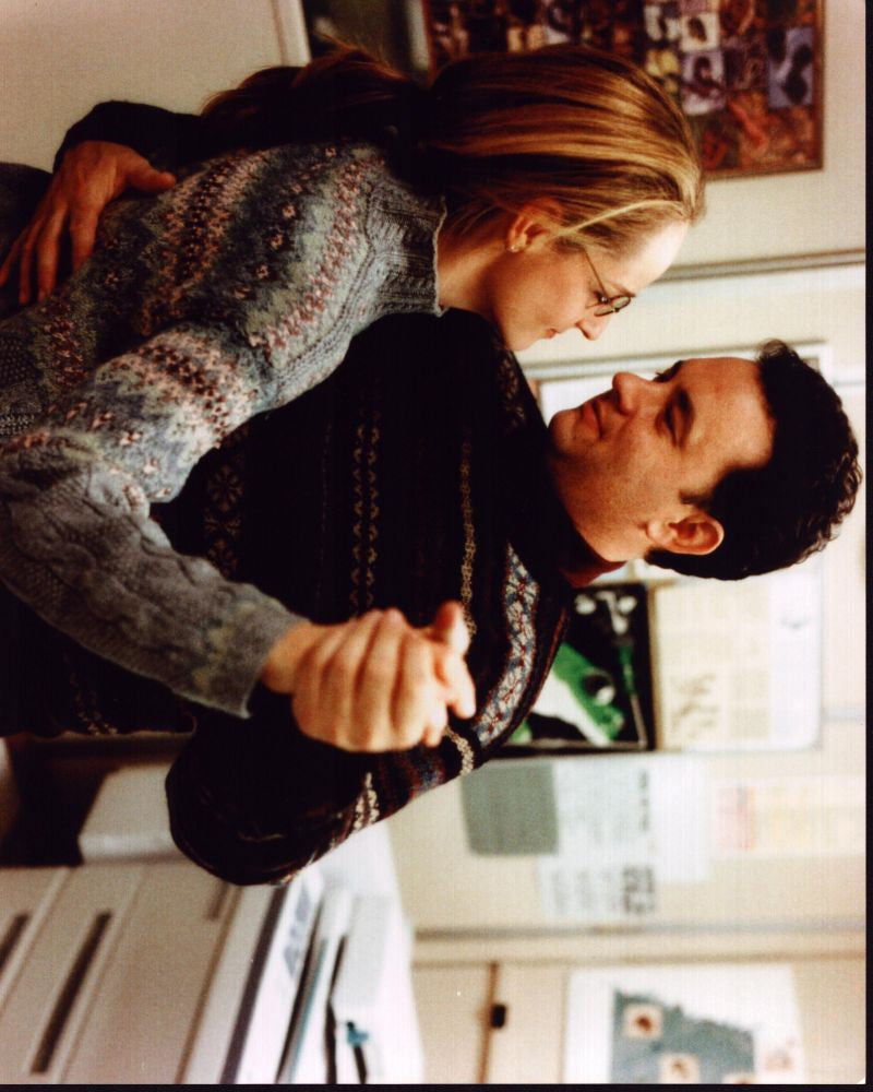 Helen Hunt and Tom Hanks Dancing in Cast Away Photo Print