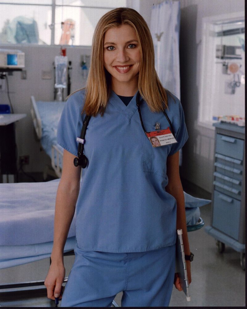 Sarah Chalke in Scrubs Photo Print, featuring the character Dr. Elliot Reid