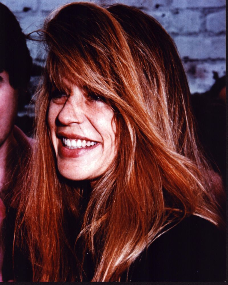 Linda Hamilton Close Up Smiling Photo Print