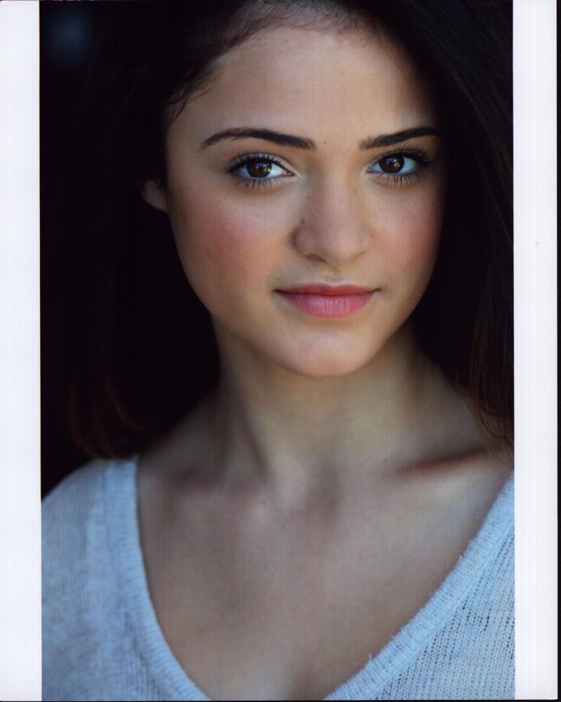Luna Blaise headshot photo print in white top