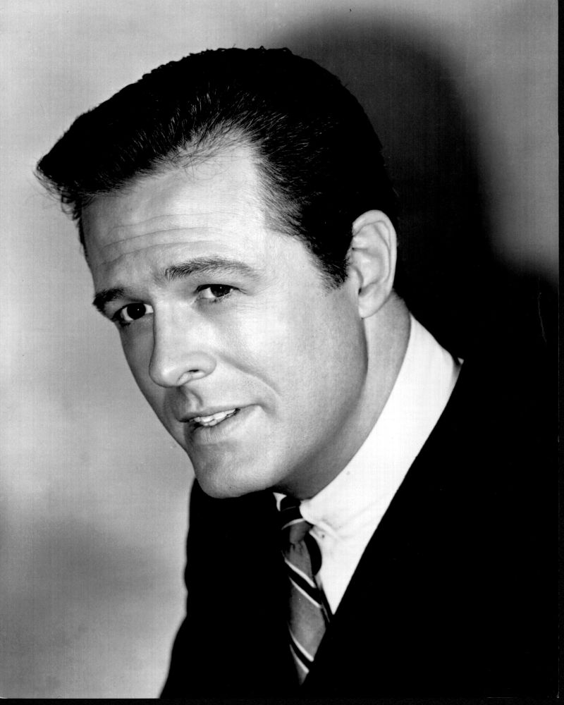 Black and white photo print of Robert Culp in suit and tie