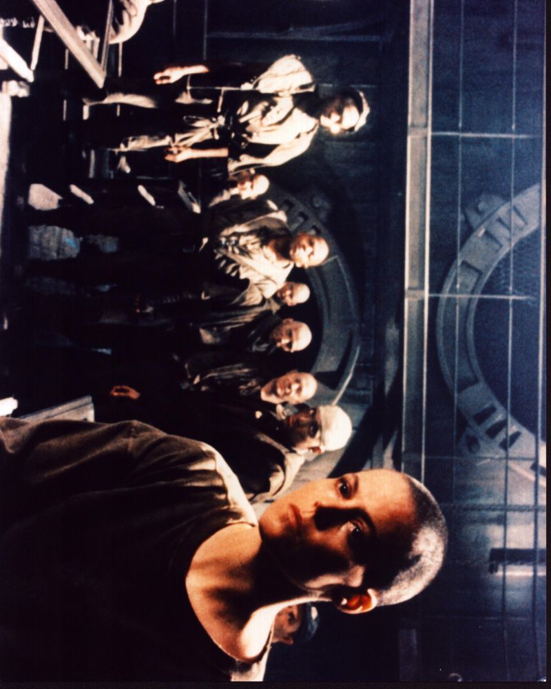 Alien Group Photo Print - Iconic Sci-Fi Art for Home Decor