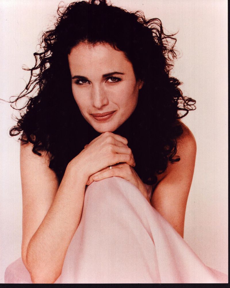 Andie Macdowell Sitting With Knee Up Photo Print