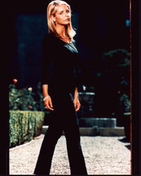 Sarah Michelle Gellar Outdoors Photo Print - Captivating image of actress in nature.