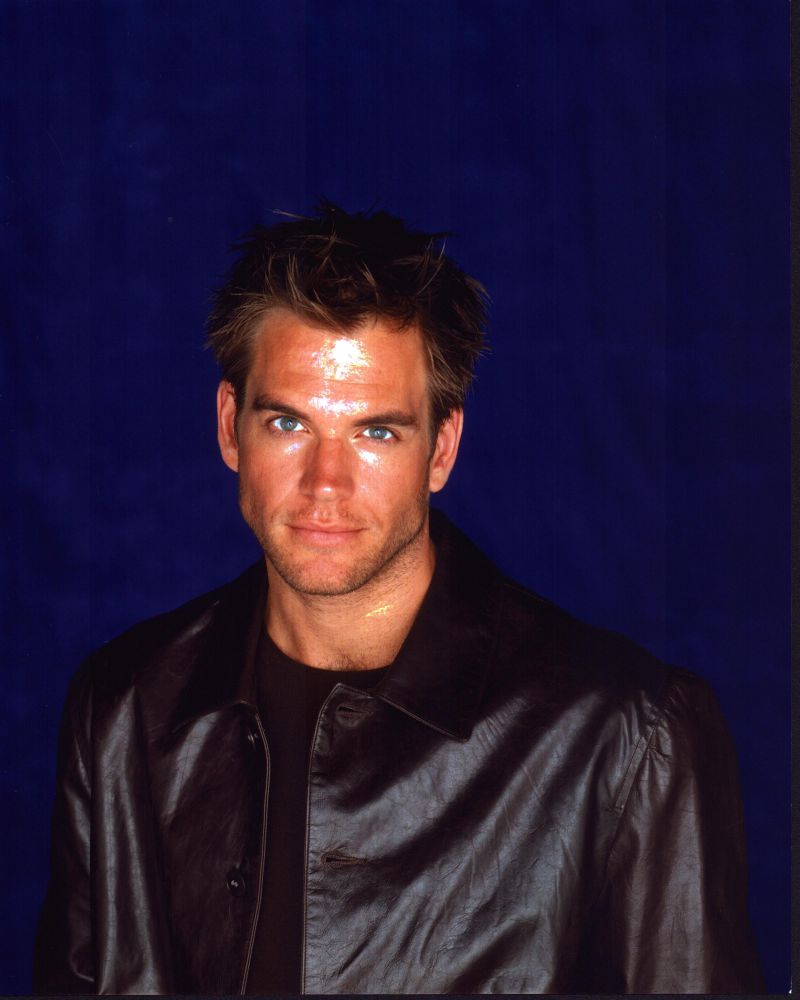 Michael Weatherly in leather jacket photo print