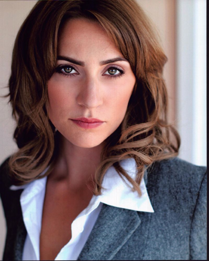Jessica Harmon headshot photo print in gray blazer.