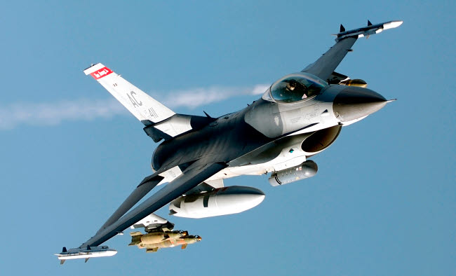 F-16 Fighting Falcon flying over Iraq during combat mission poster print