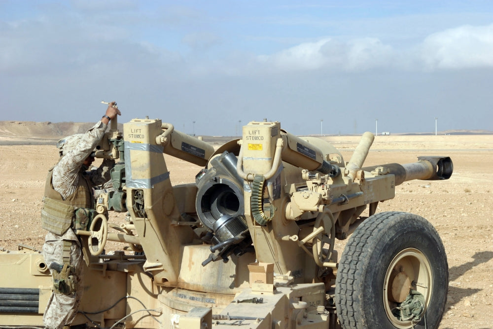 U.S. Marines firing howitzer near Baghdad, Iraq - January 6, 2007 Poster Print