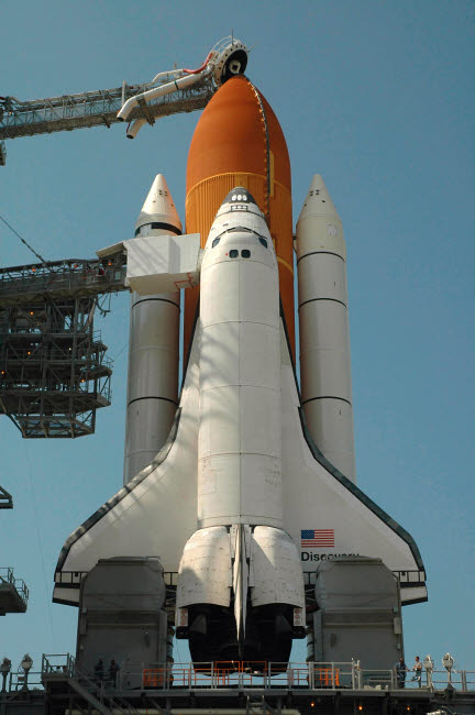 Space Shuttle Discovery in full launch configuration poster print