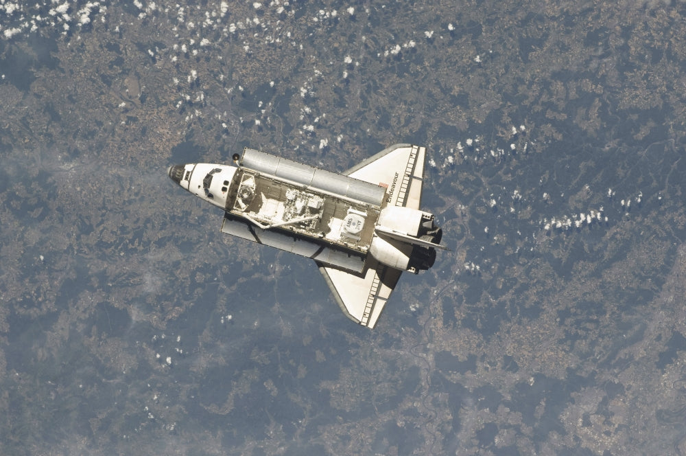 Space Shuttle Endeavour poster print with Earth backdrop, 17x11.