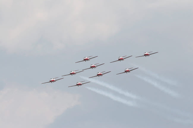 The Snowbirds 431 Air Demonstration Squadron Poster Print showcasing aerial acrobatics.