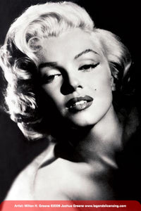 Marilyn Monroe Glamour Poster Print - 24x36 Rolled Art